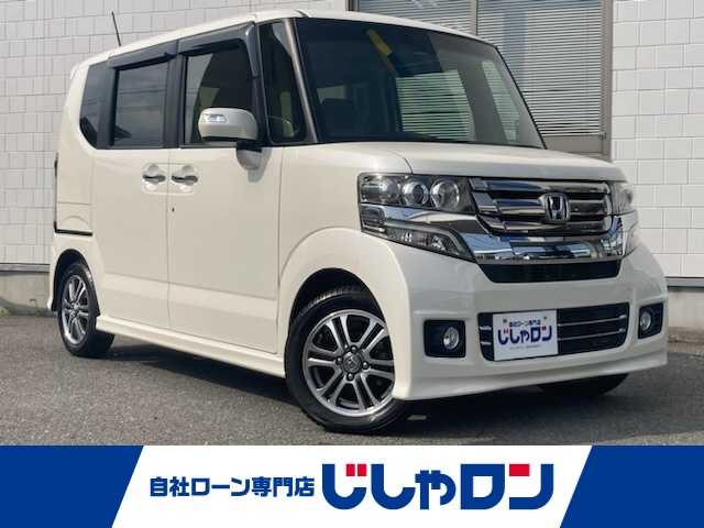 ホンダ Ｎ ＢＯＸ カスタム G Lパッケージ 三重県 2016(平28)年 8.4万km プレミアムホワイトパールⅡ (株)IDOMが運営する【じしゃロン四日市店】の自社ローン専用車両になります。こちらは現金またはオートローンご利用時の価格です。自社ローンご希望の方は別途その旨お申付け下さい/社外ナビ(MDV-X701)/(フルセグTV/CD/Bluetooth/USB)/バックカメラ/両側パワースライドドア/前後ドライブレコーダー/ビルトインETC/HIDヘッドライト/オートライト/純正14インチアルミホイール/純正フロアマット/スマートキー