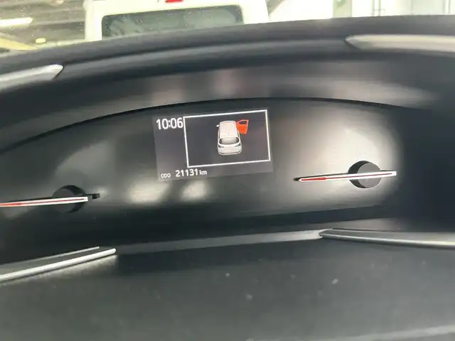 日産 セレナ ハイウェイスター Sハイブリッド 埼玉県 2014(平26)年 7.4万km ブリリアントホワイトパール 純正ナビ/クルーズコントロール/全方位カメラ/両側パワースライドドア/ドライブレコーダー/フルセグTV/プッシュスタート/純正フロアマット/純正アルミホイール/パワーステアリング/パワーウィンドウ