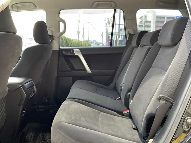 トヨタ ランドクルーザー プラド TX 静岡県 2018(平30)年 5.3万km ブラック 4WD/純正9インチSDナビ(NSZT-Y66T)/CD/DVD/BT/フルセグテレビ/バックカメラ/ETC/衝突被害軽減ブレーキ/レーンキープアシスト/クルーズコントロール/ステアリングスイッチ/スマートキー/プッシュスタート/LEDヘッドライト/オートライト/オートハイビーム/フォグランプ