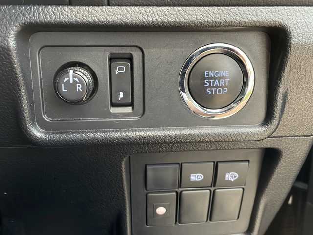 トヨタ ランドクルーザー プラド TX 福島県 2018(平30)年 5.3万km ブラック 4WD/純正9インチSDナビ(NSZT-Y66T)/CD/DVD/BT/フルセグテレビ/バックカメラ/ETC/衝突被害軽減ブレーキ/レーンキープアシスト/クルーズコントロール/ステアリングスイッチ/スマートキー/プッシュスタート/LEDヘッドライト/オートライト/オートハイビーム/フォグランプ