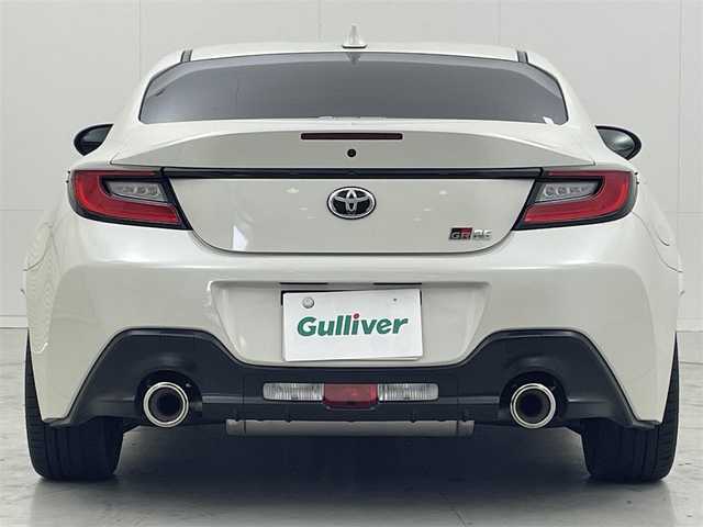 トヨタ ＧＲ８６ RZ 茨城県 2023(令5)年 2.7万km クリスタルホワイトパール プッシュスタート/スマートキー/スペアキー/追従型クルーズコントロール/純正9インチナビ/フルセグ/Bluetooth/DVD/CD/AMFM/純正フロアマット/D＋N席シートヒーター/ハーフレザーシート/リアフォグランプ