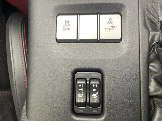 トヨタ ＧＲ８６ RZ 茨城県 2023(令5)年 2.7万km クリスタルホワイトパール プッシュスタート/スマートキー/スペアキー/追従型クルーズコントロール/純正9インチナビ/フルセグ/Bluetooth/DVD/CD/AMFM/純正フロアマット/D＋N席シートヒーター/ハーフレザーシート/リアフォグランプ