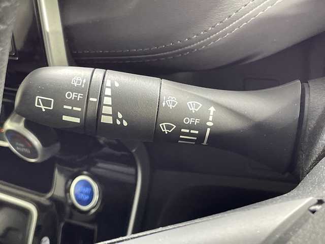 日産 セレナ e－パワー ハイウェイスター V 神奈川県 2020(令2)年 4.8万km ダイヤモンドブラック 純正10型ナビ　/CD　DVD　Bluetooth　フルセグ　AM　FM/両側パワースライドドア/プロパイロット/セーフティパックB/インテリジェントアラウンドビューモニター/インテリジェントエマージェンシーブレーキ/レーンキープアシスト/全方位運転支援システム/フリップダウンモニター/レーダークルーズコントロール/前方ドライブレコーダー/ETC/電子パーキング/オートホールドブレーキ/BUSOUエアロ/LEDオートライト/オートマチィックハイビーム/純正フロアマット/スマートキー