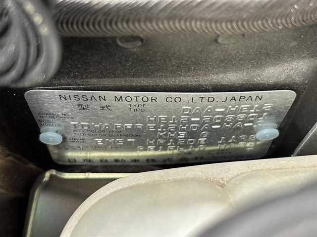 日産 ノート e－パワー メダリスト 静岡県 2018(平30)年 0.7万km スーパーブラック エマージェンシーブレーキ/純正ナビ/ドラレコ/クルコン/全周囲カメラ/車線逸脱警報/純正フロアマット/ＬＥＤヘッド/フォグライト/プッシュスタート/スマートキー/デジタルミラー/純正１５ＡＷ