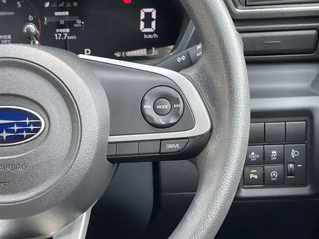 スバル レックス G 群馬県 2023(令5)年 1.7万km シャイニングホワイトパール 社外メモリーナビ/（CD/AUX/USB/Bluetooth/フルセグ）/バックカメラ/スマートアシスト/・衝突回避支援ブレーキ機能/・車線逸脱警報機能/・誤発進抑制制御機能/・先行車発進お知らせ機能/・路側逸脱警報機能/・スマートパノラマパーキングアシスト/・ブラインドスポットモニター (BSM)/・リヤクロストラフィックアラート (RCTA)/プッシュスタート/ETC/コーナーセンサー/アイドリングストップ/スペアキー×1