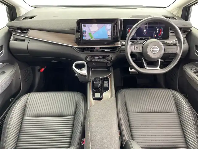 日産 オーラ G レザーエディション 鹿児島県 2021(令3)年 1.6万km ダークメタルグレー ワンオーナー/プロパイロット/純正ナビ//ナビ/フルセグ/USB/BT/HDMI//前席USB/後席USB/ビルトインETC/デジタルインナーミラー/前ドライブレコーダー/バック・全方位カメラ/電格ミラー/前後クリアランスソナー/本革巻きステアリング/ステアリングスイッチ/純正フロアマット/純正AW/純正ドアバイザー/プッシュスタート/LEDヘッドライト/オートライト/オートマチックハイビーム/フォグランプ/エマージェンシーブレーキ/レーンキープアシスト/Wエアバッグ/サイドエアバッグ/取扱説明書/保証書/スペアキー