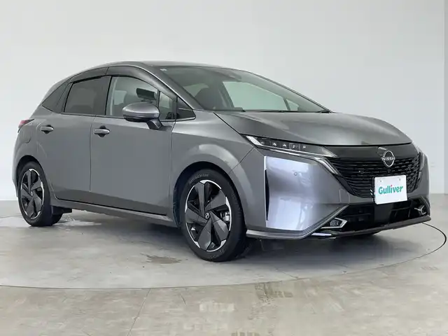 日産 オーラ G レザーエディション 鹿児島県 2021(令3)年 1.6万km ダークメタルグレー ワンオーナー/プロパイロット/純正ナビ//ナビ/フルセグ/USB/BT/HDMI//前席USB/後席USB/ビルトインETC/デジタルインナーミラー/前ドライブレコーダー/バック・全方位カメラ/電格ミラー/前後クリアランスソナー/本革巻きステアリング/ステアリングスイッチ/純正フロアマット/純正AW/純正ドアバイザー/プッシュスタート/LEDヘッドライト/オートライト/オートマチックハイビーム/フォグランプ/エマージェンシーブレーキ/レーンキープアシスト/Wエアバッグ/サイドエアバッグ/取扱説明書/保証書/スペアキー