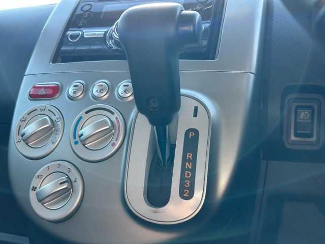 三菱 ｅＫスポーツ R 千葉県 2013(平25)年 3.2万km チタニウムグレーメタリック ワンオーナー/純正オーディオ/ETC/ダブルエアバッグ/純正フォグランプ/純正ドアコーテシイルミネーション/純正アルミホイール/純正フロアマット/保証書/取扱説明書