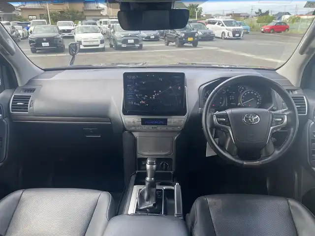 トヨタ ランドクルーザー プラド TX Lパッケージ 熊本県 2021(令3)年 7.9万km ブラック ワンオーナー/保証書・取説あり/社外SDナビＤＴＶ/・CD/DVD/SD/BT/AUX/USB/フルセグ/バックカメラ/社外4本出しマフラー（DOBLEEIGHT）/LEDライト/・オートＨビーム/・フォグ/黒革シート/・シートヒーター/・パワーシート/サンルーフ/ウッドコンビハンドル/サイドステップ/ルーフレール/トヨタセーフティセンス/・ＬＤＡ/・ＰＣＳ/・ＲＳＡ/・先行車発進警報/ＩＳＯＦＩＸ/マット/バイザー/スマートキー/スペアキー×１