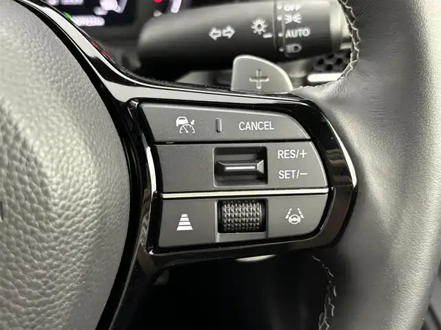 ホンダ ＺＲ－Ｖ ハイブリッド e:HEV Z ブラックスタイル 福岡県 2024(令6)年 1万km スーパープラチナグレーメタリック 純正ナビ　/全方位カメラ　/ホンダセンシング　/ＢＯＳＥサウンド　/ワイヤレス充電　/ビルトインＥＴＣ２．０　/シートヒーター　/ステアリングヒーター　/パワーバックドア　/パドルシフト　/ダウンヒルアシスト　/ＬＥＤ