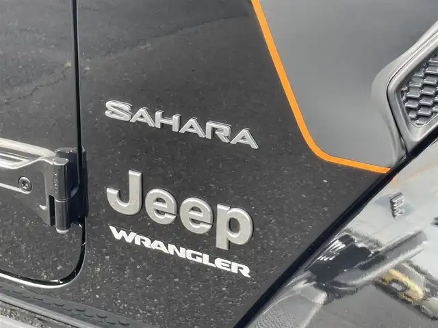 クライスラー・ジープ ジープ ラングラー アンリミテッド サハラ 千葉県 2023(令5)年 2.1万km ブラック ・ワンオーナー/・エクストリームJ アルミホイール/・ヨコハマ ジオランダーM/Tタイヤ/・Smittybilt製ルーフラック /・純正メーカーナビ/・フロント/サイド/リアカメラ/・アルパインスピーカー/・黒革シート/・前席シートヒーター/・ステアリングヒーター/・ETC2.0/・コーナーセンサー/・アダプティブクルコン/・BSM/・純正フロアマット/・115V電源