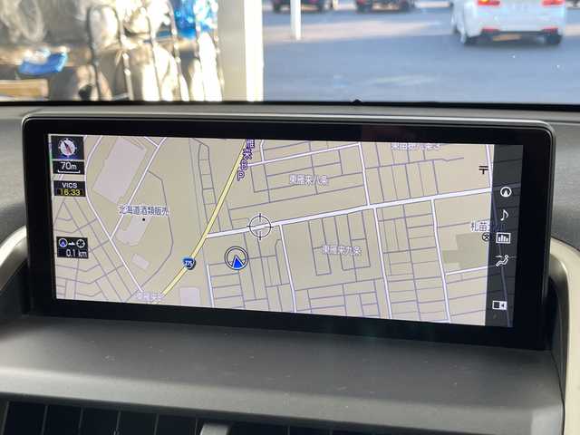 レクサス ＮＸ 300h Fスポーツ 道央・札幌 2018(平30)年 5.4万km ホワイトノーヴァガラスフレーク ・４WD／ハイブリッド/・レクサスセーフティシステム/・プリクラッシュセーフティ/・レーダークルーズコントロール/・ブラインドスポットモニター/・ムーンルーフ/純正OPエアロ/・純正ディスプレイ　ナビ/・DVD.CD.SD.Bluetooth.フルセグ/・パノラミックビューモニター/・バックカメラ /・パワーバックドア /・レーザーシート/シートヒーター/・ベンチレーション/ステアリングヒーター/・LEDライト/オートハイビーム/・パドルシフト/・スマートキーx２+カードキー/・ETC