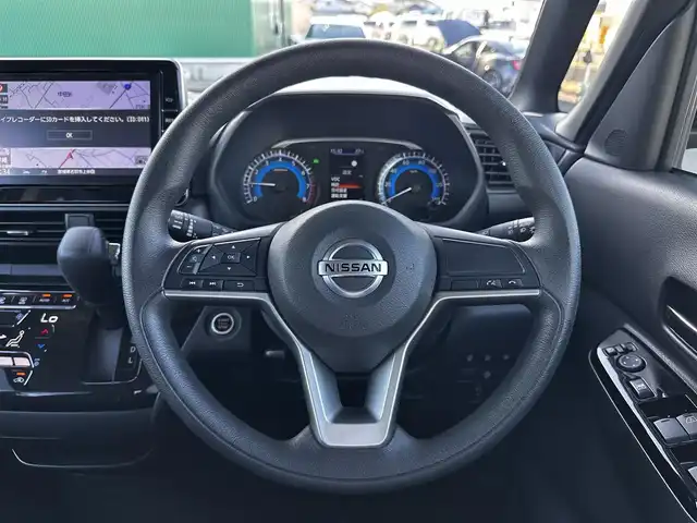日産 ルークス ハイウェイスター X 宮城県 2022(令4)年 4.8万km チタニウムグレーメタリック ハンズフリーパワースライドドア（運転席側）/快適パック/・プラズマクラスター付リアシーリングファン/・撥水加工シート/・パーソナルテーブル（後席）/・USBソケット（助手席シートバック）/・ロールサンシェード（リアドア）/＝＝＝/インテリジェントエマージェンシーブレーキ/踏み間違い衝突防止アシスト/車線逸脱防止支援システム/車線逸脱警報/前方衝突予測警報/ふらつき警報/標識検知機能/コーナーセンサー/純正9インチナビ（MM320D-L）/・CD/DVD/・Bluetooth/・フルセグTV/ビルトインETC/ドライブレコーダー/ハンズフリーパワースライドドア/ステアリングスイッチ/LEDヘッドランプ/ハイビームアシスト/フォグランプ/オートライト/スマートキー＆プッシュスタート/電動格納ミラー/純正14インチAW/純正ドアバイザー/純正フロアマット/W/サイド/カーテン/ニーエアバッグ