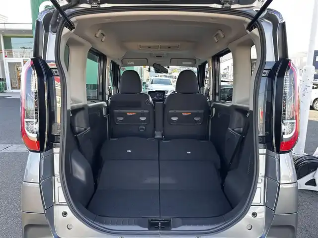 日産 ルークス ハイウェイスター X 宮城県 2022(令4)年 4.8万km チタニウムグレーメタリック ハンズフリーパワースライドドア（運転席側）/快適パック/・プラズマクラスター付リアシーリングファン/・撥水加工シート/・パーソナルテーブル（後席）/・USBソケット（助手席シートバック）/・ロールサンシェード（リアドア）/＝＝＝/インテリジェントエマージェンシーブレーキ/踏み間違い衝突防止アシスト/車線逸脱防止支援システム/車線逸脱警報/前方衝突予測警報/ふらつき警報/標識検知機能/コーナーセンサー/純正9インチナビ（MM320D-L）/・CD/DVD/・Bluetooth/・フルセグTV/ビルトインETC/ドライブレコーダー/ハンズフリーパワースライドドア/ステアリングスイッチ/LEDヘッドランプ/ハイビームアシスト/フォグランプ/オートライト/スマートキー＆プッシュスタート/電動格納ミラー/純正14インチAW/純正ドアバイザー/純正フロアマット/W/サイド/カーテン/ニーエアバッグ