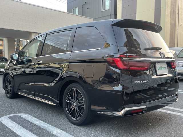 ホンダ オデッセイ アブソルート EX 広島県 2021(令3)年 2.8万km プレミアムスパークルブラックパール /登録時走行距離/　　　　　　　27495キロ/ワンオーナー/ナビ装着用スペシャルパッケージ/マルチビューカメラシステム/Hondaスマートパーキングアシスト/ブラインドスポットインフォメーション/2列目プレミアムクレードルシート/運転席＆助手席シートヒーター/助手席4ウェイパワーシート/運転席大型アームレスト/コンビシート/2列目LEDアンビエントランプ/ハンズフリーアクセスパワーテールゲート/18インチアルミホイール/スペアキー×１/新車時整備手帳/　　【保証書】/取扱説明書/