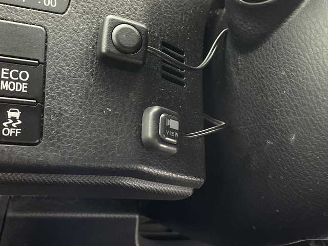 トヨタ ヴォクシー ZS 煌 鹿児島県 2019(平31)年 7.5万km ホワイトパールクリスタルシャイン 純正ナビ　/’フルセグ/Bluetooth/CD/DVD/AM/FM)　/フリップダウンモニター　/バックカメラ　/ドライブレコーダー　/クルーズコントロール　/オートハイビーム　/オートライト　/両側パワースライドドア　/レーンキープアシスト　/ＥＴＣ　/ＵＳＢ入力端子/プッシュスタートボタン/スマートキー