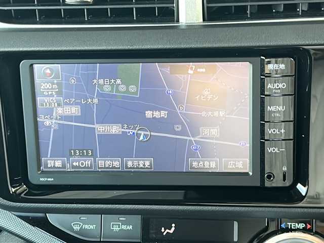 トヨタ アクア X－URBAN 岐阜県 2015(平27)年 11.2万km ライムホワイトパールクリスタルシャイン 純正メモリーナビTV/ETC/ハーフレザーシート/衝突軽減ブレーキ/スマートキー