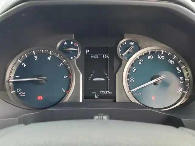 トヨタ ランドクルーザー プラド TX Lパッケージ マットブラED 東京都 2023(令5)年 1.8万km ブラック ワンオーナー/サンルーフ/ルーフレール/ヒッチメンバー/Toyota Safety Sense/・プリクラッシュセーフティ/・レーントレーシングアシスト/・レーンディパーチャーアラート/・先行車発進告知機能/・オートマチックハイビーム/・レーダークルーズコントロール/・クリアランスソナー/・ロードサインアシスト/プッシュスタート/MTモード付きAT/純正ナビ/フルセグTV/フロント＆バックカメラ/ETC2.0/前後ドライブレコーダー/レザーシート/パワーシート/シートヒーター/ベンチレーション/３列目電動格納シート/LEDヘッドライト/ドアバイザー/18インチ純正アルミホイール/スマートキー