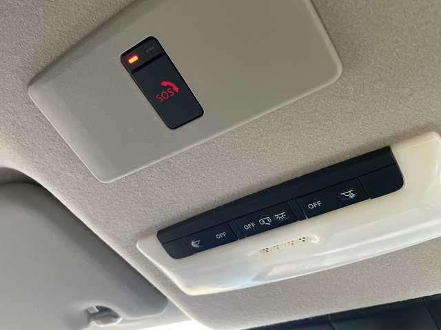 日産 オーラ G 石川県 2022(令4)年 4.7万km ミッドナイトブラック/サンライズカッパー 純正メーカーナビ　フルセグＴＶ　アラウンドビュー　ＬＥＤヘッドライト　ＢＯＳＥサウンド　プロパイロット　ＥＴＣ２．０　ブラインドスポット　ワイヤレス充電　ドラレコ　インテリキー　プッシュスタート