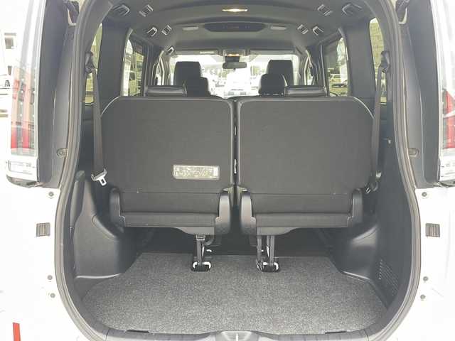 トヨタ エスクァイア Gi 神奈川県 2019(平31)年 2.9万km ホワイトパールクリスタルシャイン ワンオーナー/純正ナビ（CD/DVD/AM/FM/SD/BT/フルセグTV）/バックカメラ/クルーズコントロール/ETC2.0/両側パワースライドドア/革シート/D/N席シートヒーター/クリアランスソナー/レーンキープアシスト/プリクラッシュ/横滑り防止装置/盗難防止システム/純正フロアマット/オートライト/オートハイビーム/スペアキー×１/保証書/取扱説明書