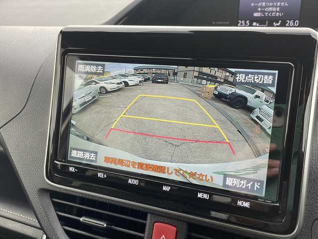 トヨタ エスクァイア Gi 神奈川県 2019(平31)年 2.9万km ホワイトパールクリスタルシャイン ワンオーナー/純正ナビ（CD/DVD/AM/FM/SD/BT/フルセグTV）/バックカメラ/クルーズコントロール/ETC2.0/両側パワースライドドア/革シート/D/N席シートヒーター/クリアランスソナー/レーンキープアシスト/プリクラッシュ/横滑り防止装置/盗難防止システム/純正フロアマット/オートライト/オートハイビーム/スペアキー×１/保証書/取扱説明書