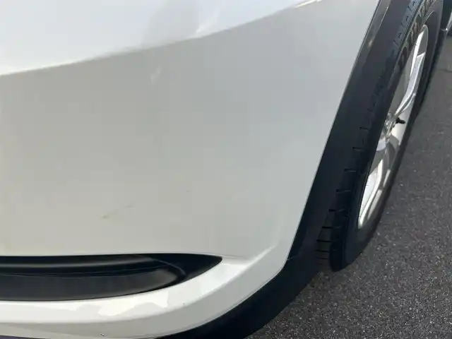 ホンダ ヴェゼル ハイブリッド X 岡山県 2014(平26)年 9.3万km ホワイトオーキッドパール 登録時走行距離92515km/カロッツェリアナビ/フルセグTV(AM.FM.CD.DVD.TV.BT)/バックカメラ/ETC/衝突軽減ブレーキ/横滑り防止装置/クルーズコントロール/オートライト/アイドリングストップ/16インチ純正AW/純正フロアマット/スマートキー/ドアバイザー