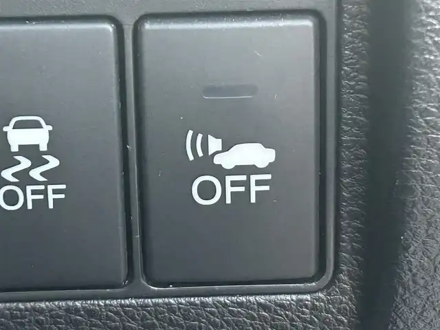 ホンダ ヴェゼル ハイブリッド X 岡山県 2014(平26)年 9.3万km ホワイトオーキッドパール 登録時走行距離92515km/カロッツェリアナビ/フルセグTV(AM.FM.CD.DVD.TV.BT)/バックカメラ/ETC/衝突軽減ブレーキ/横滑り防止装置/クルーズコントロール/オートライト/アイドリングストップ/16インチ純正AW/純正フロアマット/スマートキー/ドアバイザー