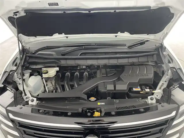 日産 セレナ ハイウェイスター V Vセレクション 大分県 2024(令6)年 1.9万km プリズムホワイト プロパイロット/社外SDナビ/（フルセグ/CD/DVD/Bluetooth）/アルパインフリップダウンモニター/アラウンドビューモニター/オートハイービーム/ETC/両側パワースライドドア/オートブレーキホールド/電動パーキングブレーキ/デジタルインナーミラー/パドルシフト/スマートキー・プッシュスタート/純正アルミホイール　