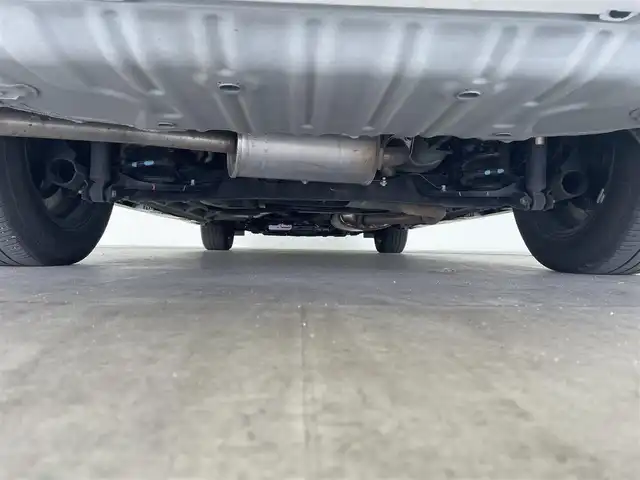 日産 セレナ ハイウェイスター V Vセレクション 大分県 2024(令6)年 1.9万km プリズムホワイト プロパイロット/社外SDナビ/（フルセグ/CD/DVD/Bluetooth）/アルパインフリップダウンモニター/アラウンドビューモニター/オートハイービーム/ETC/両側パワースライドドア/オートブレーキホールド/電動パーキングブレーキ/デジタルインナーミラー/パドルシフト/スマートキー・プッシュスタート/純正アルミホイール　