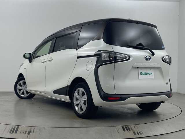 トヨタ シエンタ ハイブリッド G 埼玉県 2019(平31)年 6.8万km ヴィンテージブラウンパールクリスタルシャイン/ホワイトパールクリスタルシャイン 社外11.6インチフリップダウンモニター　TVM-FW1100/社外８インチナビ AVIC-CL902/(Bluetooth/CD/DVD/USB/HDMI/AM/FM)/地デジワンセグ/前方ドライブレコーダー/ETC/クルーズコントロール/衝突軽減ブレーキ/オートマチックハイビーム/車線逸脱警報/運転席・助手席シートヒーター/AC100V/ステアリングヒーター/ドライブモードセレクト/両側パワースライドドア/プッシュスタート/純正フロアマット/純正ドアバイザー