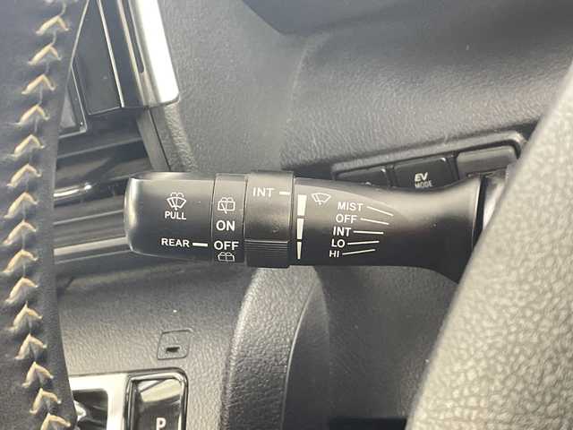 トヨタ シエンタ ハイブリッド G 埼玉県 2019(平31)年 6.8万km ヴィンテージブラウンパールクリスタルシャイン/ホワイトパールクリスタルシャイン 社外11.6インチフリップダウンモニター　TVM-FW1100/社外８インチナビ AVIC-CL902/(Bluetooth/CD/DVD/USB/HDMI/AM/FM)/地デジワンセグ/前方ドライブレコーダー/ETC/クルーズコントロール/衝突軽減ブレーキ/オートマチックハイビーム/車線逸脱警報/運転席・助手席シートヒーター/AC100V/ステアリングヒーター/ドライブモードセレクト/両側パワースライドドア/プッシュスタート/純正フロアマット/純正ドアバイザー