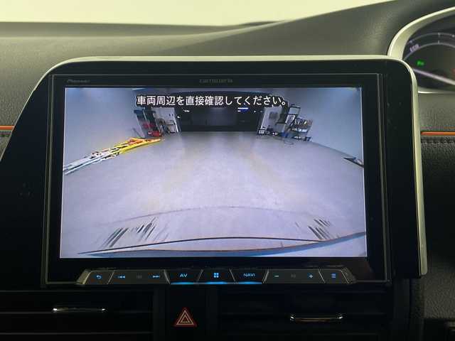 トヨタ シエンタ ハイブリッド G 埼玉県 2019(平31)年 6.8万km ヴィンテージブラウンパールクリスタルシャイン/ホワイトパールクリスタルシャイン 社外11.6インチフリップダウンモニター　TVM-FW1100/社外８インチナビ AVIC-CL902/(Bluetooth/CD/DVD/USB/HDMI/AM/FM)/地デジワンセグ/前方ドライブレコーダー/ETC/クルーズコントロール/衝突軽減ブレーキ/オートマチックハイビーム/車線逸脱警報/運転席・助手席シートヒーター/AC100V/ステアリングヒーター/ドライブモードセレクト/両側パワースライドドア/プッシュスタート/純正フロアマット/純正ドアバイザー