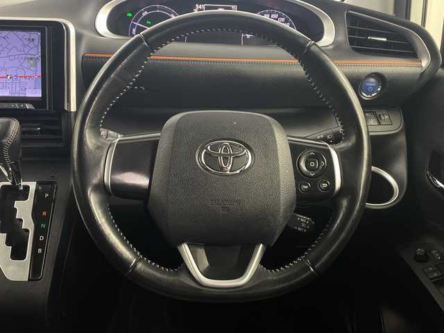 トヨタ シエンタ ハイブリッド G 埼玉県 2019(平31)年 6.8万km ヴィンテージブラウンパールクリスタルシャイン/ホワイトパールクリスタルシャイン 社外11.6インチフリップダウンモニター　TVM-FW1100/社外８インチナビ AVIC-CL902/(Bluetooth/CD/DVD/USB/HDMI/AM/FM)/地デジワンセグ/前方ドライブレコーダー/ETC/クルーズコントロール/衝突軽減ブレーキ/オートマチックハイビーム/車線逸脱警報/運転席・助手席シートヒーター/AC100V/ステアリングヒーター/ドライブモードセレクト/両側パワースライドドア/プッシュスタート/純正フロアマット/純正ドアバイザー