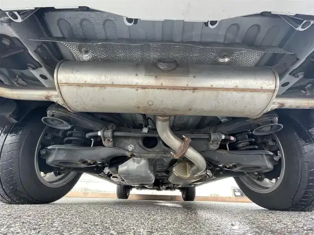 レクサス ＲＸ 300 バージョンL 滋賀県 2020(令2)年 9.8万km ソニッククォーツ ワンオーナー/純正メーカーナビ/　【AM・FM/CD/BT/SD/USB/AUX/フルセグTV】/サンルーフ/全方位モニター/パワーバックドア/ステアリングヒーター/ブラインドスポットモニター/コーナーセンサー/茶革シート/シートヒーター/シートベンチレーション/メモリーシート/パワーシート/プリクラッシュセーフティ/レーントレーシングアシスト/オートマチックハイビーム/レーダークルーズコントロール/ビルトインETC2.0/ドライブレコーダー/ウッド調革巻きステアリング/ステアリングスイッチ/パドルシフト/アイドリングストップ/電動サイドブレーキ/オートホールド/横滑り防止システム/純正フロアマット/電格ウインカーミラー/プッシュスタート