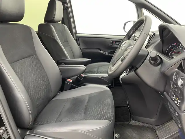 トヨタ ヴォクシー ZS 煌Ⅲ 宮城県 2021(令3)年 0.9万km ブラック パイオニアナビＴＶ/両側電動スライドドア/ハーフレザーシート/バックモニター/ETC/クルーズコントロール/クリアランスソナー/LEDヘッドランプ/プリクラッシュセーフティ/レーンディパーチャーアラート/オートマチックハイビーム/後席オートエアコン/リアサンシェード/ドライブレコーダー/純正16インチアルミ/禁煙車