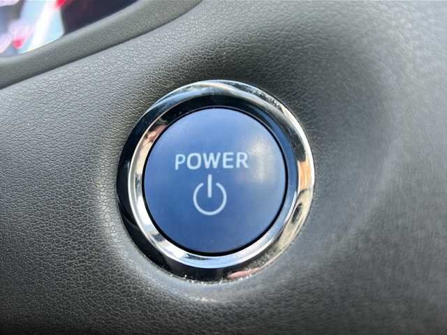 トヨタ クラウン ハイブリッド RS アドバンス 三重県 2019(平31)年 5万km プレシャスブラックパール 禁煙/メーカーナビ/バックカメラ/フルセグTV/前方ドラレコ/ETC/BSM/ステアリングスイッチ/ステアリングヒーター/シートヒーター/パワーシート/メモリーシート/ハーフレザーシート/レーダークルーズコントロール/レーンキープアシスト/衝突被害軽減システム/オートリトラミラー