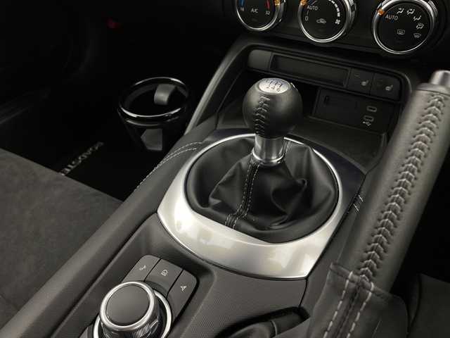 マツダ ロードスター RS 新潟県 2024(令6)年 1万km ソウルレッドクリスタルM ワンオーナー/スマートキー/スペアキー1本/クルコン/マツダコネクトナビ/SD/USB/フルセグ/バックカメラ/ドライブレコーダー/コーナーセンサー/LED/ハーフレザー/シートヒーター　D席/N席/衝突被害軽減システム