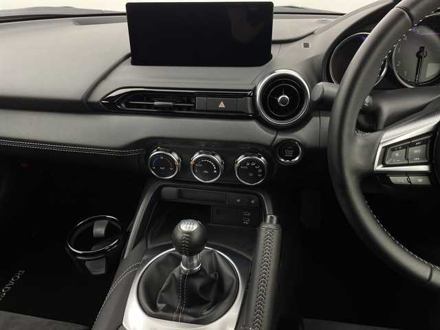 マツダ ロードスター RS 新潟県 2024(令6)年 1万km ソウルレッドクリスタルM ワンオーナー/スマートキー/スペアキー1本/クルコン/マツダコネクトナビ/SD/USB/フルセグ/バックカメラ/ドライブレコーダー/コーナーセンサー/LED/ハーフレザー/シートヒーター　D席/N席/衝突被害軽減システム