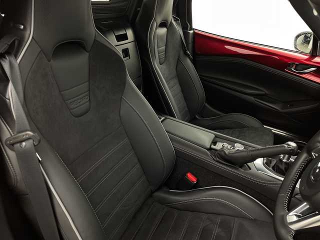 マツダ ロードスター RS 新潟県 2024(令6)年 1万km ソウルレッドクリスタルM ワンオーナー/スマートキー/スペアキー1本/クルコン/マツダコネクトナビ/SD/USB/フルセグ/バックカメラ/ドライブレコーダー/コーナーセンサー/LED/ハーフレザー/シートヒーター　D席/N席/衝突被害軽減システム