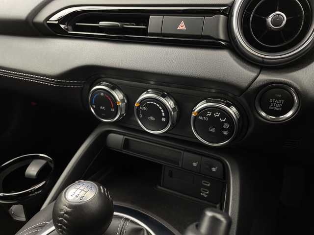 マツダ ロードスター RS 新潟県 2024(令6)年 1万km ソウルレッドクリスタルM ワンオーナー/スマートキー/スペアキー1本/クルコン/マツダコネクトナビ/SD/USB/フルセグ/バックカメラ/ドライブレコーダー/コーナーセンサー/LED/ハーフレザー/シートヒーター　D席/N席/衝突被害軽減システム