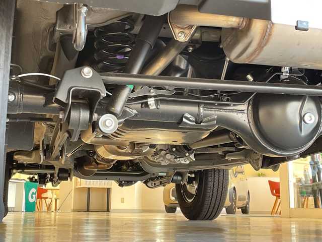 スズキ ジムニー シエラ JC 福井県 2021(令3)年 0.8万km ブルーイッシュブラックパール3 ４WD/ワンオーナー/純正8インチメモリーナビ/フルセグTV/BT/DVD/CD/USB/AM/FM/バックカメラ/セーフティサポート/・デュアルセンサーブレーキサポート/・クルーズコントロール/・車線逸脱抑制機能/・標識認識機能/ヒルディセントコントロール/ETC/オートライト/LEDヘッドライト/純正15インチアルミホイール/ヘッドライトウォッシャー/盗難防止装置/プッシュスタート/スマートキー×2/純正フロアマット/背面タイヤ/ステアリングスイッチ