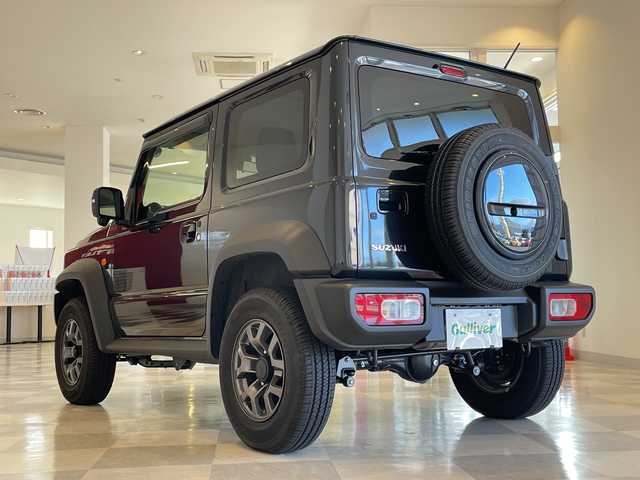 スズキ ジムニー シエラ JC 福井県 2021(令3)年 0.8万km ブルーイッシュブラックパール3 ４WD/ワンオーナー/純正8インチメモリーナビ/フルセグTV/BT/DVD/CD/USB/AM/FM/バックカメラ/セーフティサポート/・デュアルセンサーブレーキサポート/・クルーズコントロール/・車線逸脱抑制機能/・標識認識機能/ヒルディセントコントロール/ETC/オートライト/LEDヘッドライト/純正15インチアルミホイール/ヘッドライトウォッシャー/盗難防止装置/プッシュスタート/スマートキー×2/純正フロアマット/背面タイヤ/ステアリングスイッチ