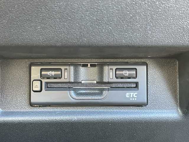 スズキ ジムニー シエラ JC 福井県 2021(令3)年 0.8万km ブルーイッシュブラックパール3 ４WD/ワンオーナー/純正8インチメモリーナビ/フルセグTV/BT/DVD/CD/USB/AM/FM/バックカメラ/セーフティサポート/・デュアルセンサーブレーキサポート/・クルーズコントロール/・車線逸脱抑制機能/・標識認識機能/ヒルディセントコントロール/ETC/オートライト/LEDヘッドライト/純正15インチアルミホイール/ヘッドライトウォッシャー/盗難防止装置/プッシュスタート/スマートキー×2/純正フロアマット/背面タイヤ/ステアリングスイッチ