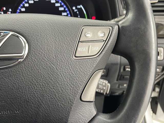 レクサス ＬＳ 600h 道央・札幌 2011(平23)年 5.9万km ホワイトパールクリスタルシャイン ・４WD ハイブリッド/・エアロ　（F.S.R)  /・２１インチアルミ（Calssonタイプ）/・純正メーカーマルチナビ/・DVD.CD.Bluetooth.フルセグ/・ナビTVキャンセラー/・バックカメラ/ムーンルーフ/・レザーシート（メモリー付）/ベンチレーション/・シートヒーター/エアーシート/・エアサス/エアサスコントローラー/・LED３眼ヘッドライト/オートライト/・ドライブレコーダー/ビルトインETC/・ウッドコンビハンドル/ステアリングヒーター/・スマートキー/社外セキュリティ