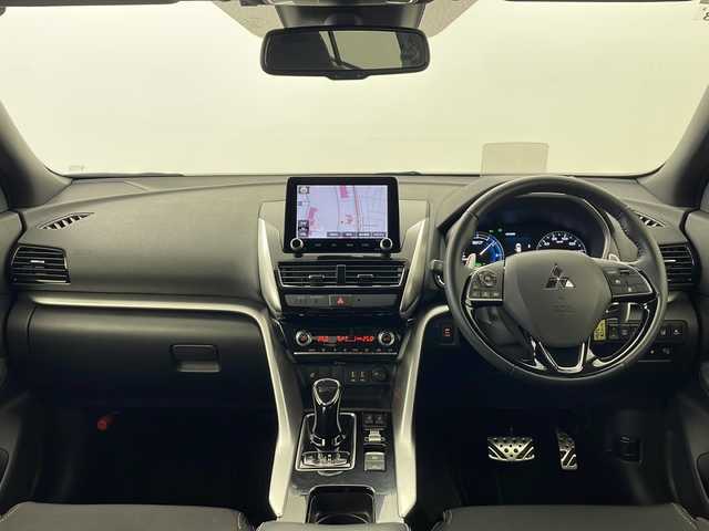 三菱 エクリプス クロス ＰＨＥＶ P 秋田県 2021(令3)年 2.7万km アメジストブラック ４WD/１００V（AC)/純正メモリナビ/TV（フルセグ）/全方位カメラ/三菱e-アシスト/　・衝突被害軽減ブレーキシステム(FCM)/　・車線逸脱警報システム(LDW)/　・レーダークルーズコント　ロール(ACC)/　・オートマチックハイビーム(AHB)/　・誤発進抑制機能(前進＆後退)/　・後側方車両検知警報システム(BSW/LCA)/　・後退時車両検知警報システム(RCTA)/D席パワーシート/シートヒーター/充電ケーブル/スマートキー/ヘッドアップディスプレイ/ステアリングヒーター/純正フロアマット/純正アルミホイール/エアロパーツ（リア）/ABS/横滑防止装置/オートライト（ハイビーム）/ETC/ステアリングリモコン/ドアバイザー