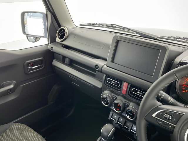 スズキ ジムニー XC 長野県 2024(令6)年 0.1万km未満 ブルーイッシュブラックパール3 4WD/ワンオーナー/クルーズコントロール/車線逸脱警報/衝突軽減ブレーキ/後方コーナーセンサー/センターデフロック/ダウンヒルアシストコントロール/アイドリングストップ/ステアリングスイッチ/LEDヘッドライト/オートライト/フロントフォグランプ/電動格納ミラー/ウィンカーミラー/ドアミラーヒーター/純正16インチAW装着/プッシュスタート/スマートキー/取扱説明書/保証書