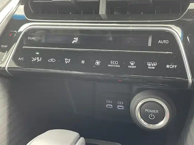 トヨタ ハリアー ハイブリッド Z レザーパッケージ 愛知県 2024(令6)年 0.5万km プラチナホワイトパールマイカ モデリスタエアロ/（フロント/サイド/リアアンダー）/調光パノラマルーフ/JBLプレミアムサウンド/デジタルインナーミラー/メーカー12.3インチメモリナビ/(BT/Miracast/フルセグTV/FM/AM)/全方位バックカメラ/トヨタセーフティセンス/・レーントレーシングアシスト/・ブラインドスポットモニター/・プリクラッシュセーフティ/・クリアランスソナー/・リアクロストラフィックアラート/・パーキングサポートブレーキ/・ロードサインアシスト/・アダクティブクルーズコントロール/・ヘッドアップディスプレイ/純正19インチAW/純正フロアマット/純正LEDヘッドライト/ドアバイザー