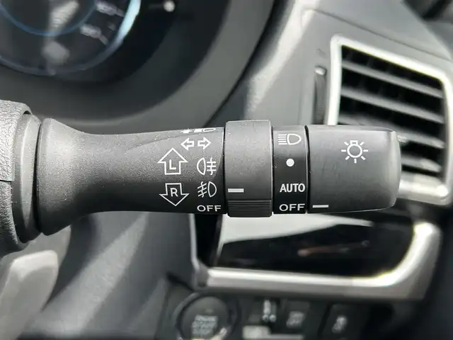 スバル フォレスター S－リミテッド 新潟県 2016(平28)年 3.2万km ダークブルーパール アドバンスドセーフティパッケージ/アイサイト/全席シートヒーター/バックカメラ/純正ナビ/ワンセグTV/Bluetooth/純正マット/ETC/クルコン追従有/４WD/純正アルミ/LEDライト/レーンキープアシスト/横滑り防止/衝突軽減/アイドリングストップ/USB端子/ルーフレーフ/ハーフレザーシート/スマートキー/プッシュスタート