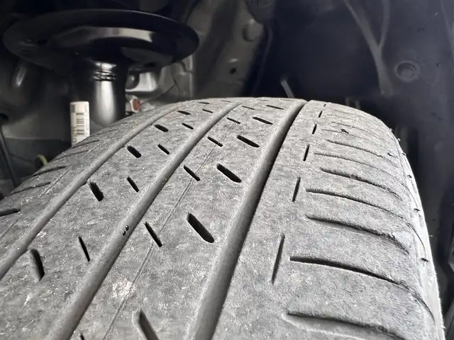 トヨタ シエンタ ファンベースG クエロ 宮城県 2021(令3)年 2.7万km ブラックマイカ パノラミックビュー対応ナビレディパッケージ/・パノラミックビューモニター/・ステアリングスイッチ/・ドアミラーヒーター/＝＝＝/セーフティセンス/・プリクラッシュセーフティ/・レーンディパーチャーアラート/・オートマチックハイビーム/先行車発進告知機能/インテリジェントクリアランスソナー/純正ナビ（NSCN-W68）/・AM/FM/・フルセグTV/・CD/SD/・Bluetooth/ビルトインETC/前後ドライブレコーダー/革巻きステアリング/ハーフレザーシート/両側パワースライドドア/LEDオートライト/フォグランプ/プッシュスタート/スマートキー/横滑り防止装置/純正ドアバイザー/純正フロアマット/Wエアバッグ