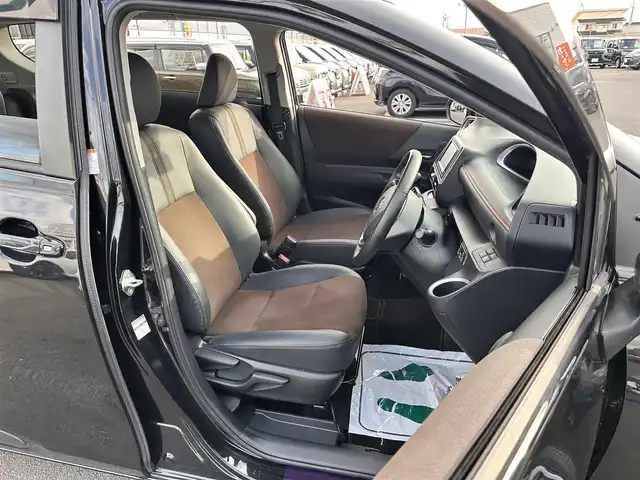 トヨタ シエンタ ファンベースG クエロ 宮城県 2021(令3)年 2.7万km ブラックマイカ パノラミックビュー対応ナビレディパッケージ/・パノラミックビューモニター/・ステアリングスイッチ/・ドアミラーヒーター/＝＝＝/セーフティセンス/・プリクラッシュセーフティ/・レーンディパーチャーアラート/・オートマチックハイビーム/先行車発進告知機能/インテリジェントクリアランスソナー/純正ナビ（NSCN-W68）/・AM/FM/・フルセグTV/・CD/SD/・Bluetooth/ビルトインETC/前後ドライブレコーダー/革巻きステアリング/ハーフレザーシート/両側パワースライドドア/LEDオートライト/フォグランプ/プッシュスタート/スマートキー/横滑り防止装置/純正ドアバイザー/純正フロアマット/Wエアバッグ